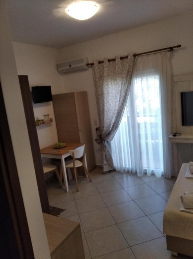 Apartamento Inanthi Potos Exterior foto